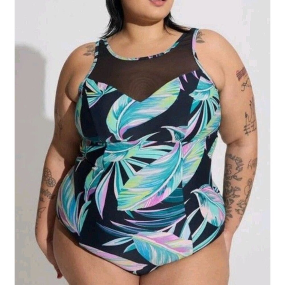Torrid Swimsuit 5X One Piece Tropical Palm Leaf Print High Neck Wireless Padded